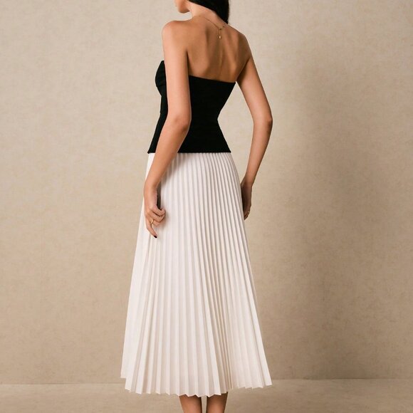 Black and White Elegant Women's Two Piece Suit Set - Picture 2 of 7